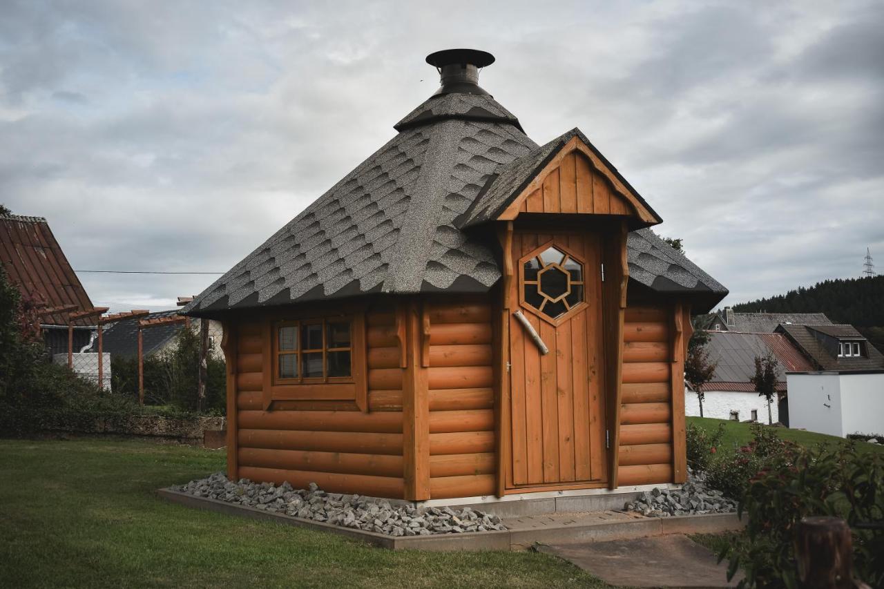 Dahlem  Wohlfuehl-Ferienhaus Eifel-Landurlaub Mit Herz מראה חיצוני תמונה